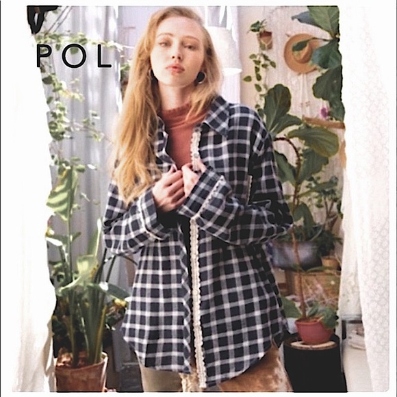 #3600 POL Comfy Navy Plaid Top With Crochet Lace - Picture 5 of 16